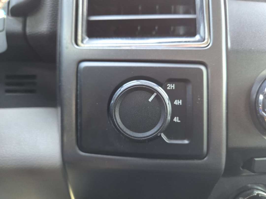 2018 Ford F-150 XLT 5.5' Box - Image 3