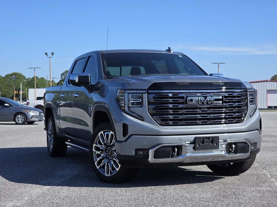2026 GMC Sierra 1500 Crew 147 Denali Ultimate - Image 2