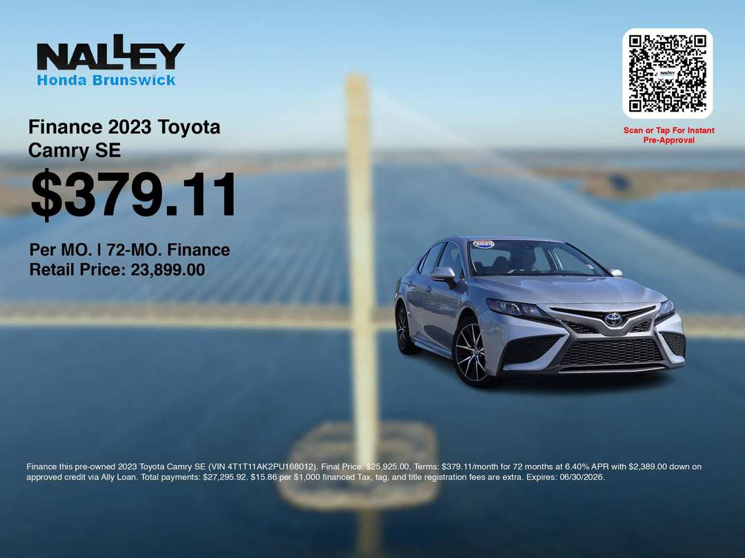2023 Toyota Camry SE - Image 3