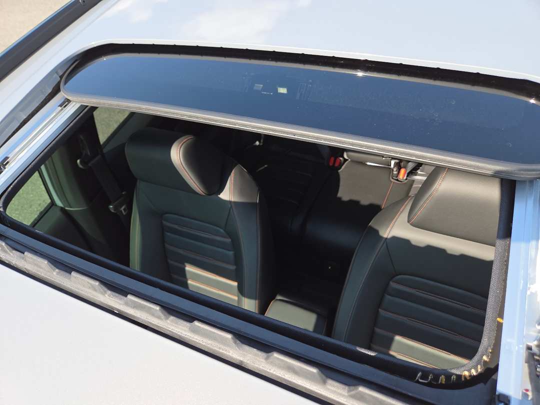 2026 Honda Cr-V Hybrid Sport Touring - Image 3
