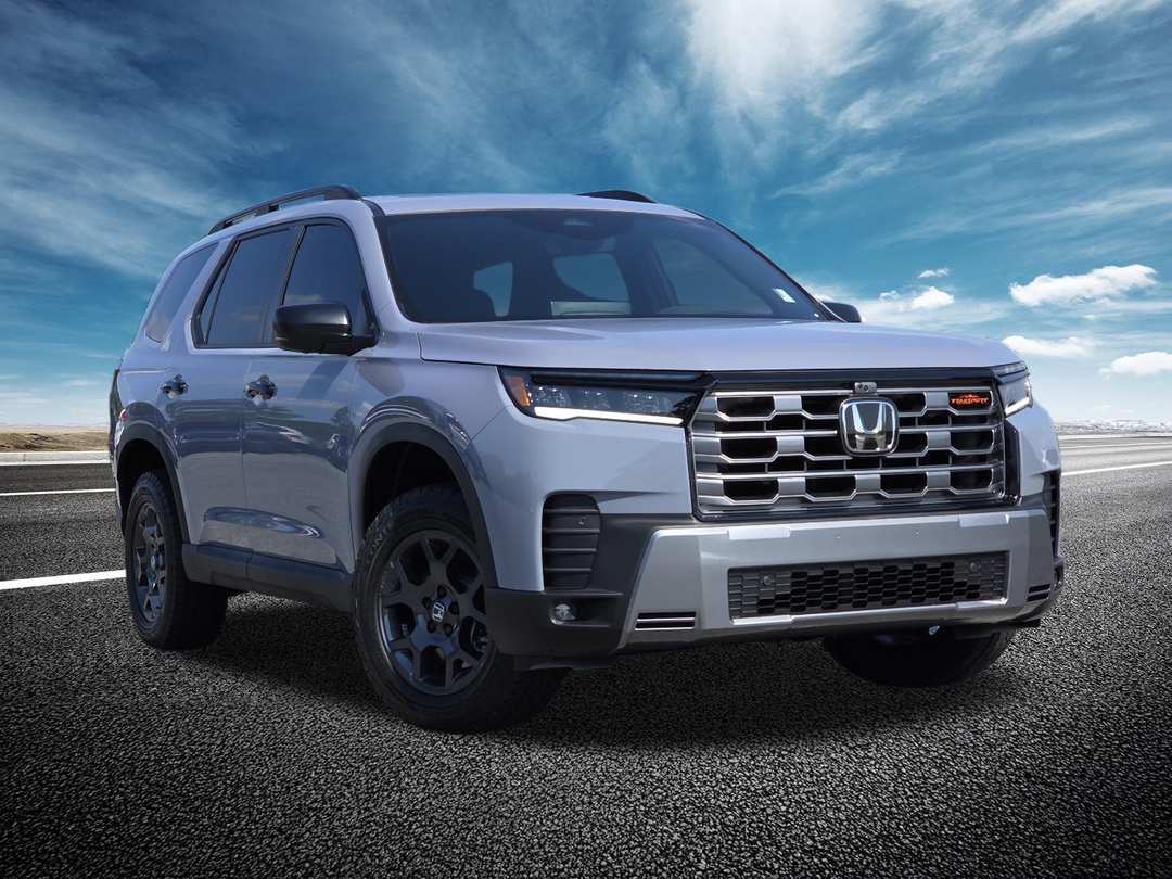 2026 Honda Pilot TrailSport - Image 2
