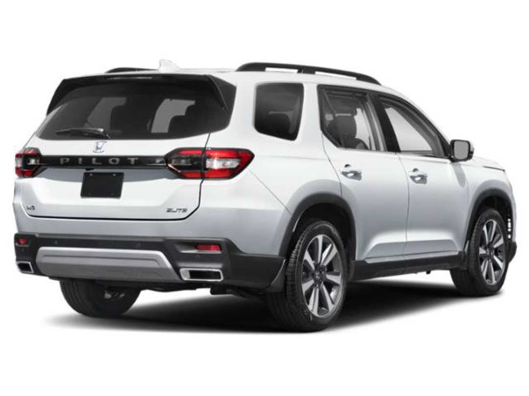 2024 Honda Pilot Elite - Image 2