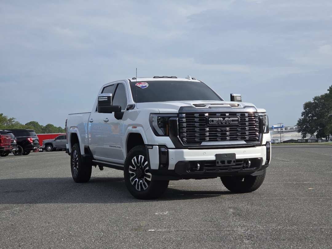 2024 GMC Sierra 2500Hd Crew 159 Denali Ultimate - Image 2