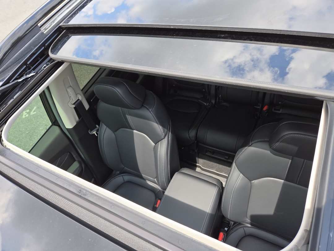 2026 Honda Pilot Touring - Image 3